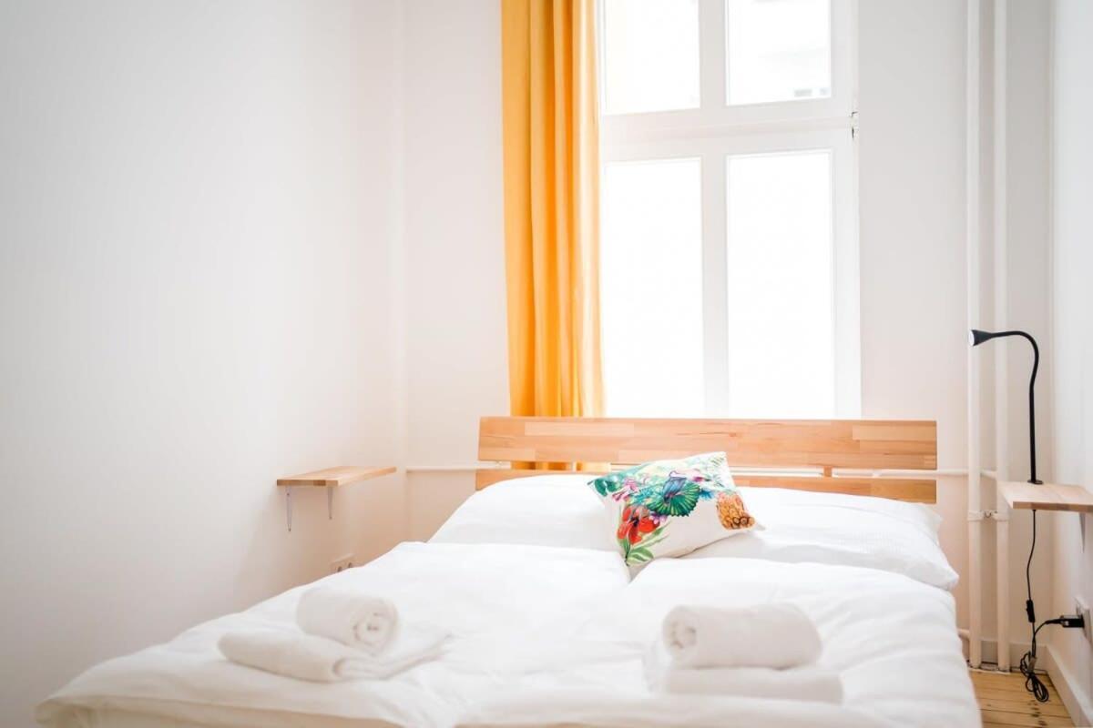 Spacious 3Br Plus Ac Self Check-In Street Parking เบอร์ลิน ภายนอก รูปภาพ